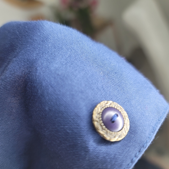 hunters run navy long skirt size 6. Fancy buttons. - Picture 6 of 7